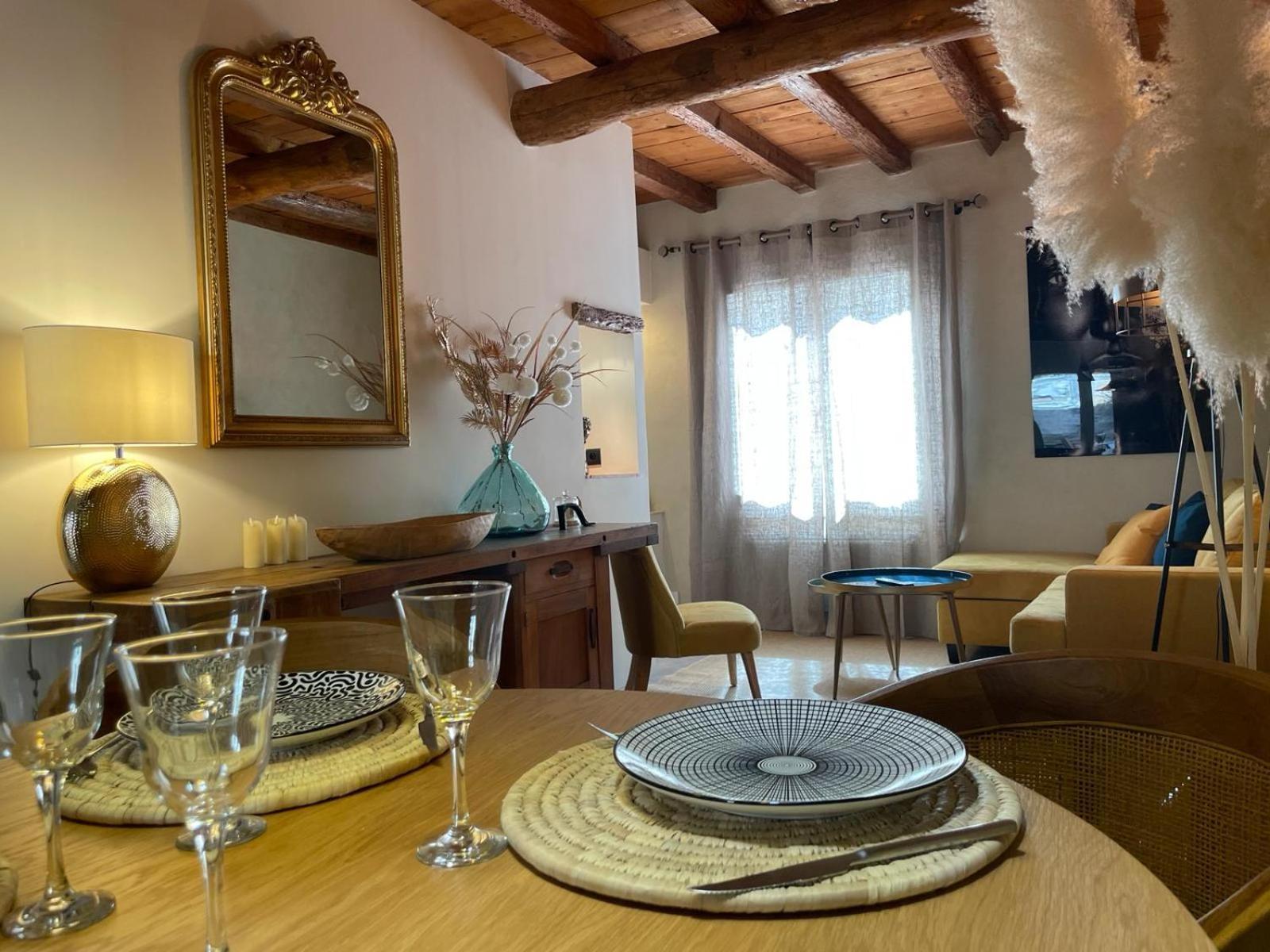 Maison Cosy, 2 Chambres, Adossee Aux Remparts Aigues-Mortes Eksteriør bilde